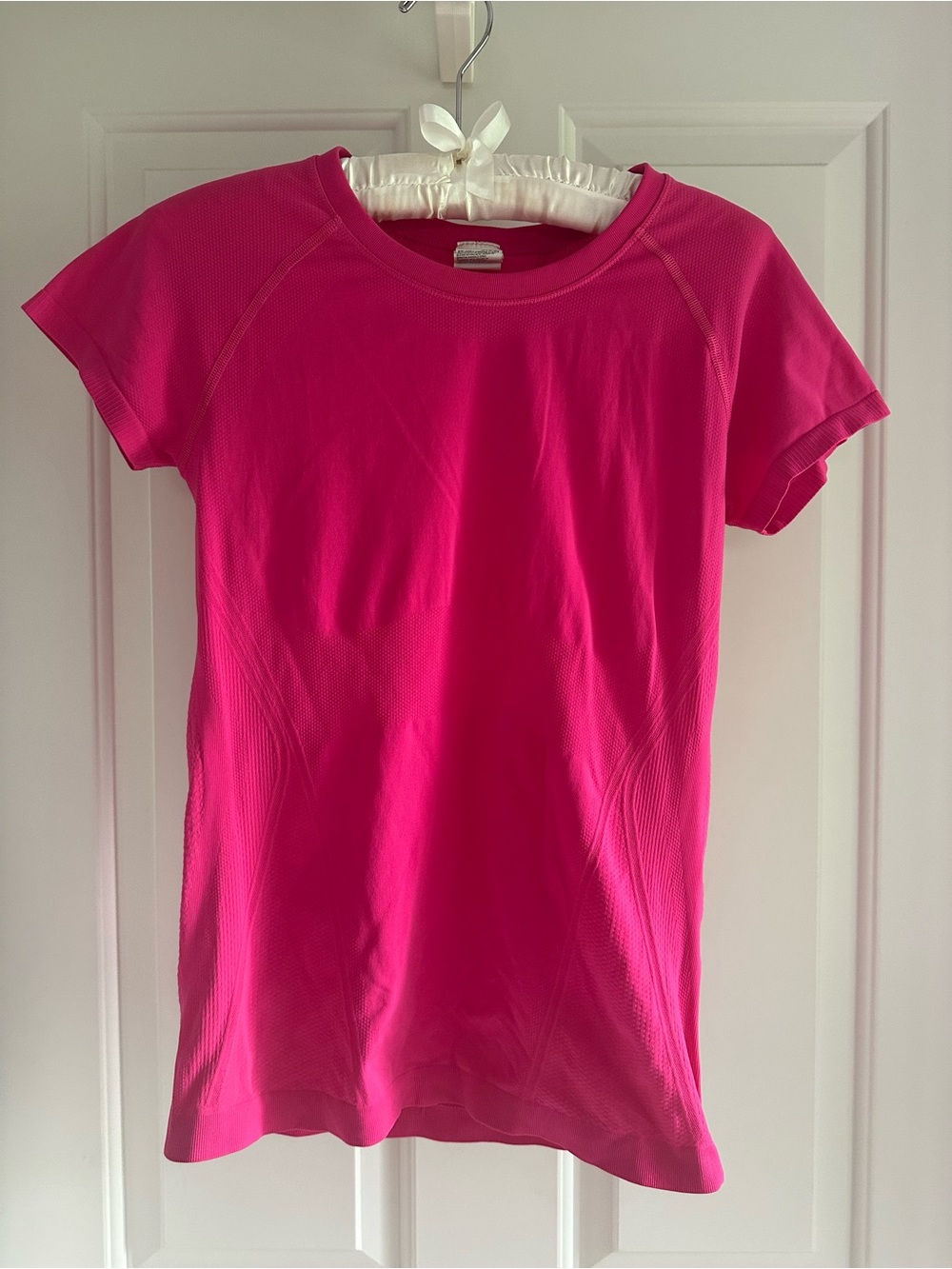 Athleta Hot Pink Crew Neck Athletic Tee